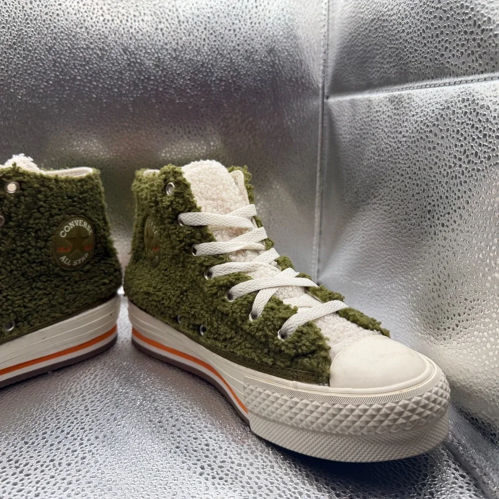 Size 4 Converse Chuck Taylor All Star Green Kids High‎ Sherpa Sneakers 673198C